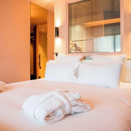 Szálloda Western Premier Clos Syrah & 4*