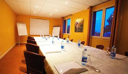 Western Premier Clos Syrah & Szálloda