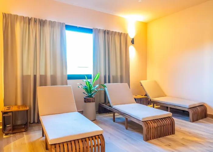 호텔 Western Premier Clos Syrah & 4*