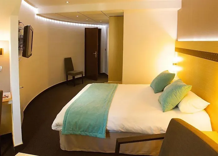 Western Premier Clos Syrah & 4*