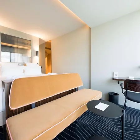 Western Premier Clos Syrah & Hotel 4*