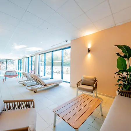 Western Premier Clos Syrah & 4*