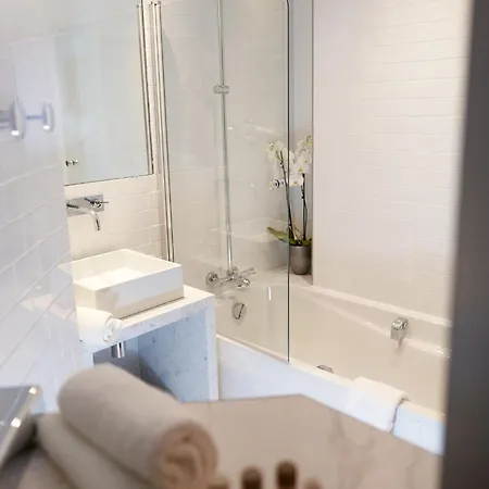 Western Premier Clos Syrah Hotel&spa 4*
