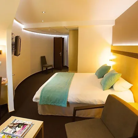 Western Premier Clos Syrah & 4*