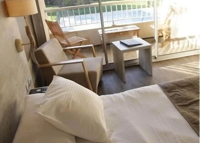 Western Premier Clos Syrah &