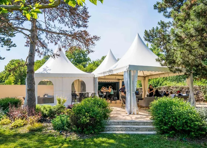 Western Premier Clos Syrah & 4* Valence (Drome)