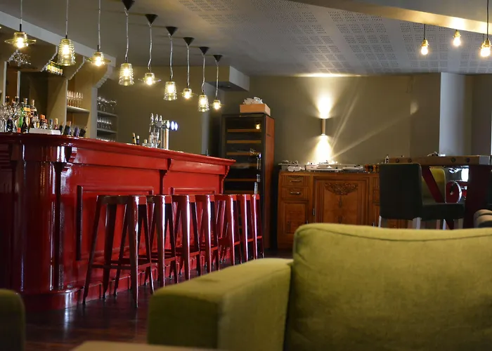 Western Premier Clos Syrah & Hotel 4*