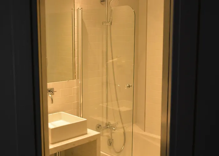 Western Premier Clos Syrah & 4*