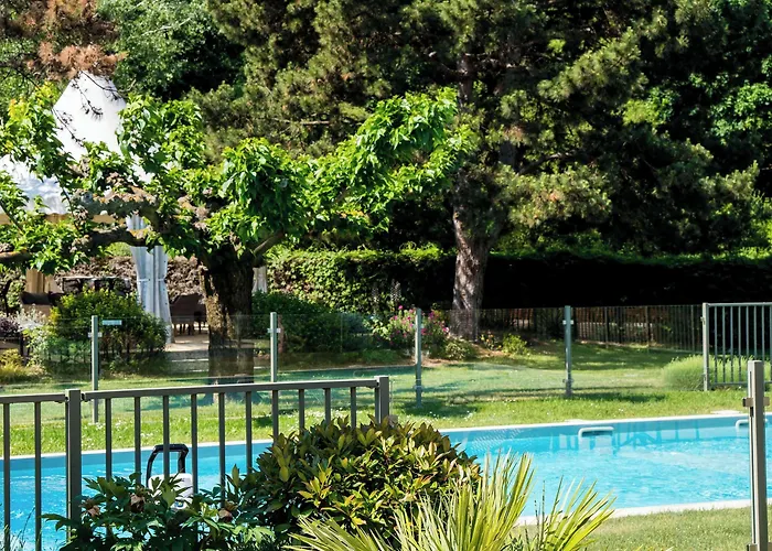 Western Premier Clos Syrah & Hotel 4*