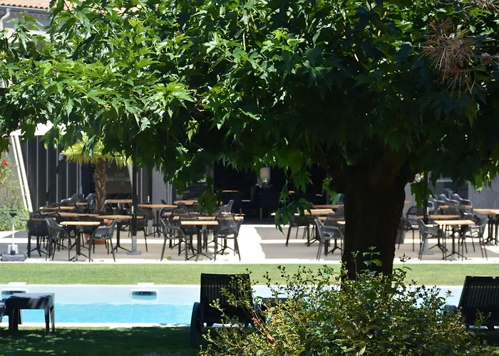 Western Premier Clos Syrah &