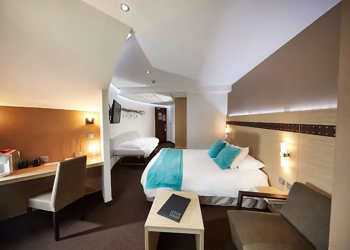 Hotel Western Premier Clos Syrah & 4*