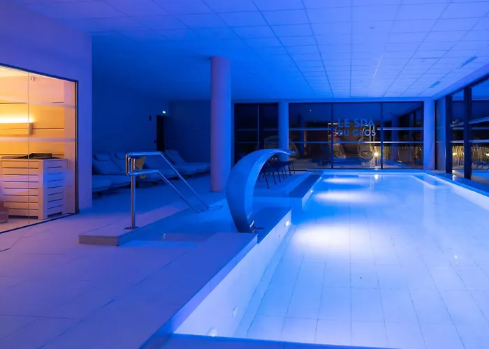 Western Premier Clos Syrah & Βαλένς