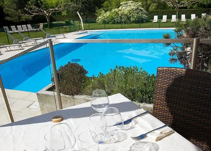 Western Premier Clos Syrah & Βαλένς